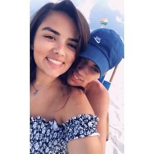 Meet your Posher, Genevieve